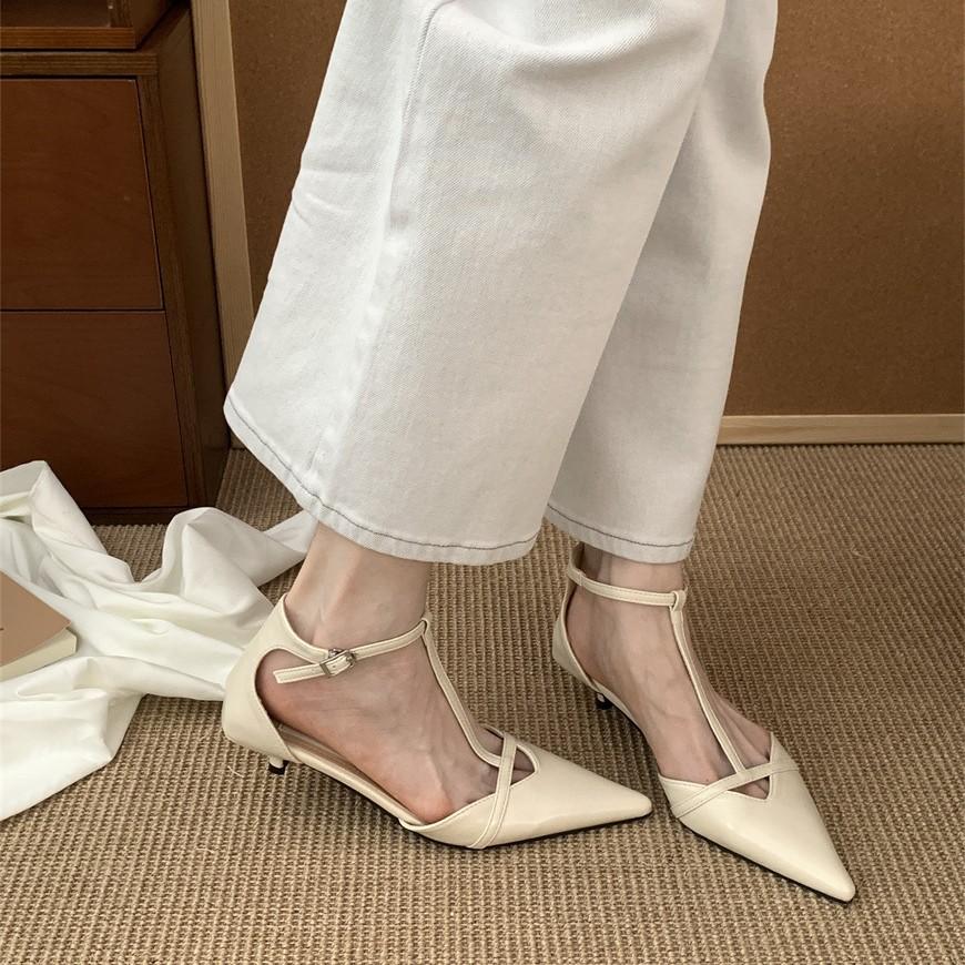 2025 New Celebrity Temperament Versatile Commuter Work Shoes French Premium Golden Hollow Single Shoes Women's Shoes