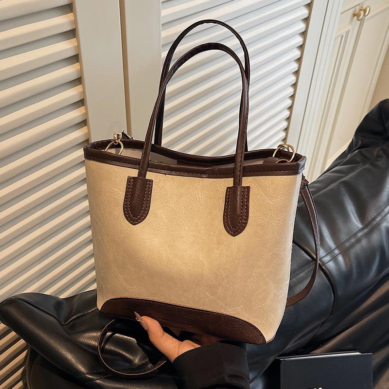 Work Commuting Underarm Bag for Women In Autumn and Winter Retro Fashion Versatile Tote Bag Korean Version Niche Design Underarm Bag