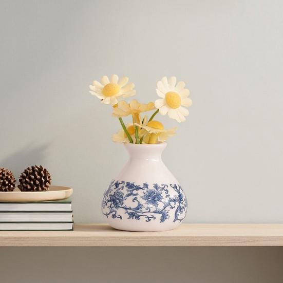 Small Blue and White Porcelains Vase, Mini Chinoiserie Bud Vase, Vintage Ceramic Oriental Handmade Chinese Flower Jardiniere for Home Office Shelf