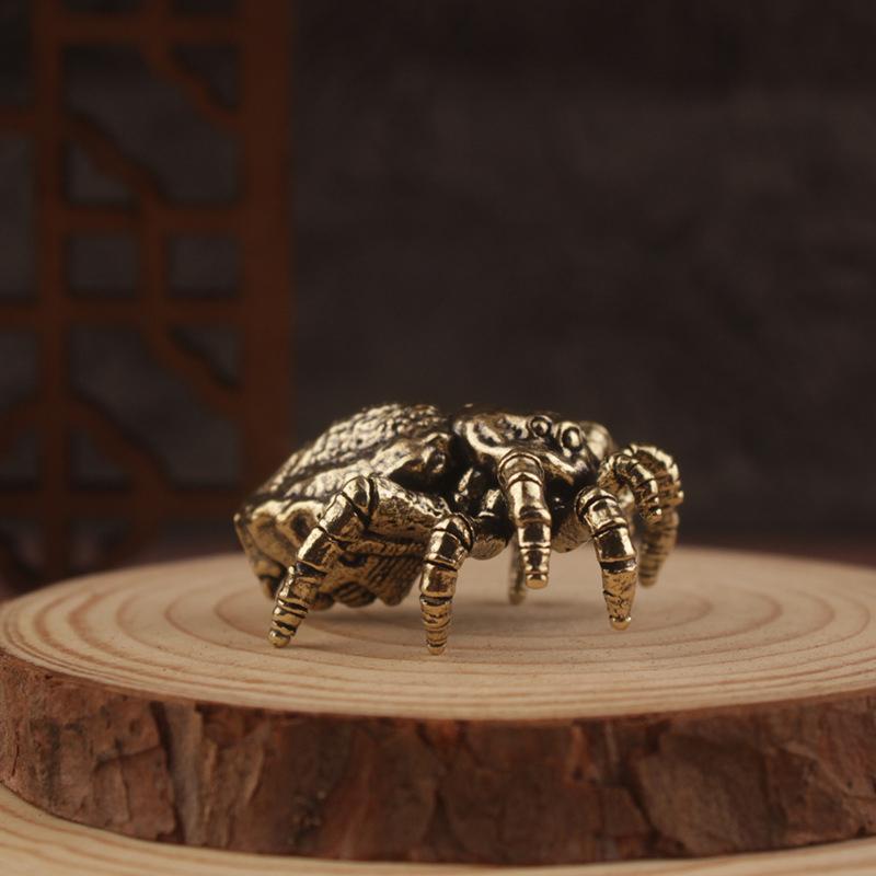 Vintage mosazné figurky pavouků tarantulí miniaturní kreativní masivní měděný stolní ornament pavouka vlkodlaka dekor řemeslné doplňky