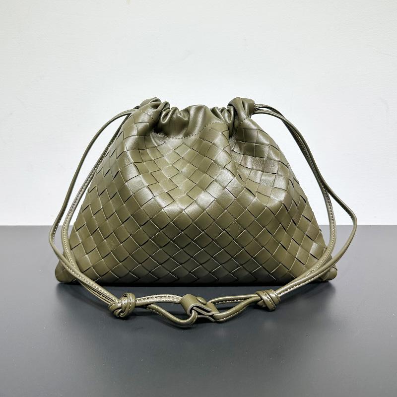 New Sheepskin Hand Woven Garbage Bag Lucky Bag Women's Large Capacity Tote Bag Versatile Single Room Armpit Bag