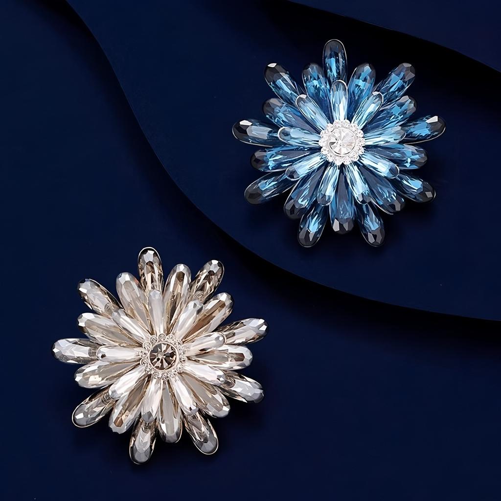 Retro Kristallblume, Hochwertige Damen-Leichtluxus und Hochwertige Florale Temperament Brosche