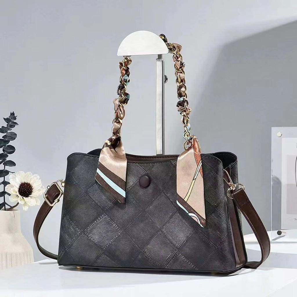

Chic Mid-sized Women s Bucket Handbag With Chain And Zipper Closure Perfect For Casual Outings чёрный