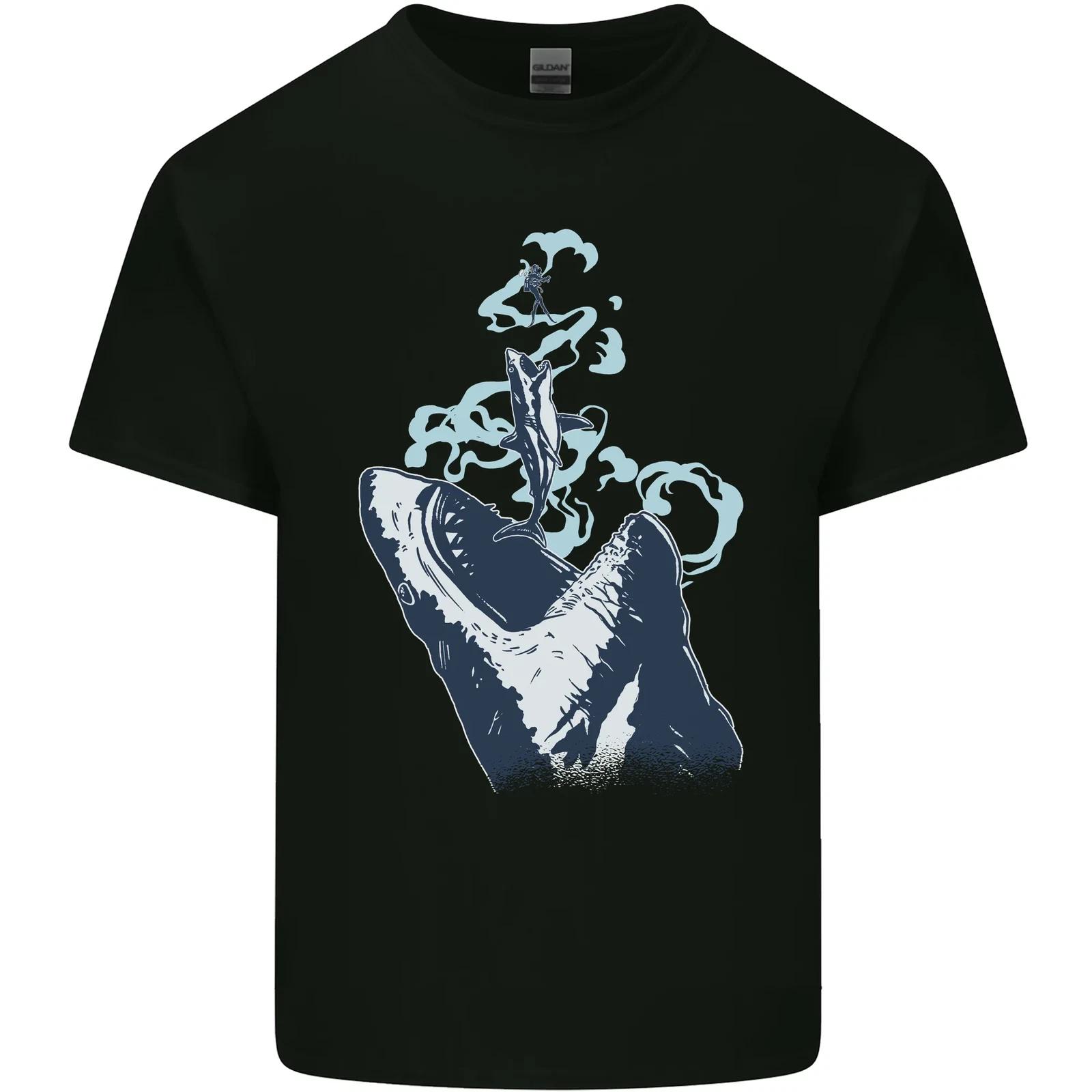 Megalodon v Great White Shark v Scuba Diver Kids T-Shirt Childrens 3XL