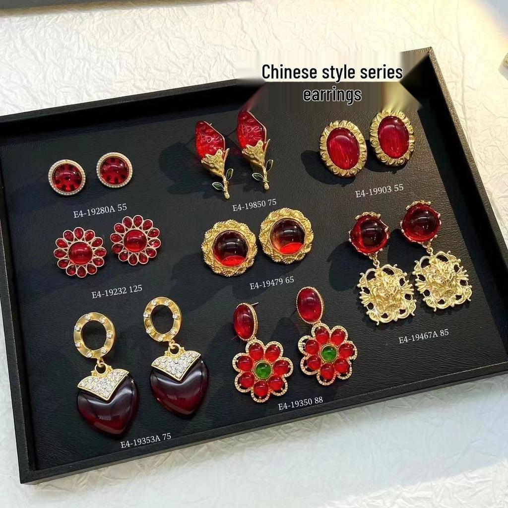 High-End Retro Rote Blume Quastenohrringe: Luxuriöser Silver Needle Hänge-Schmuck für Damen