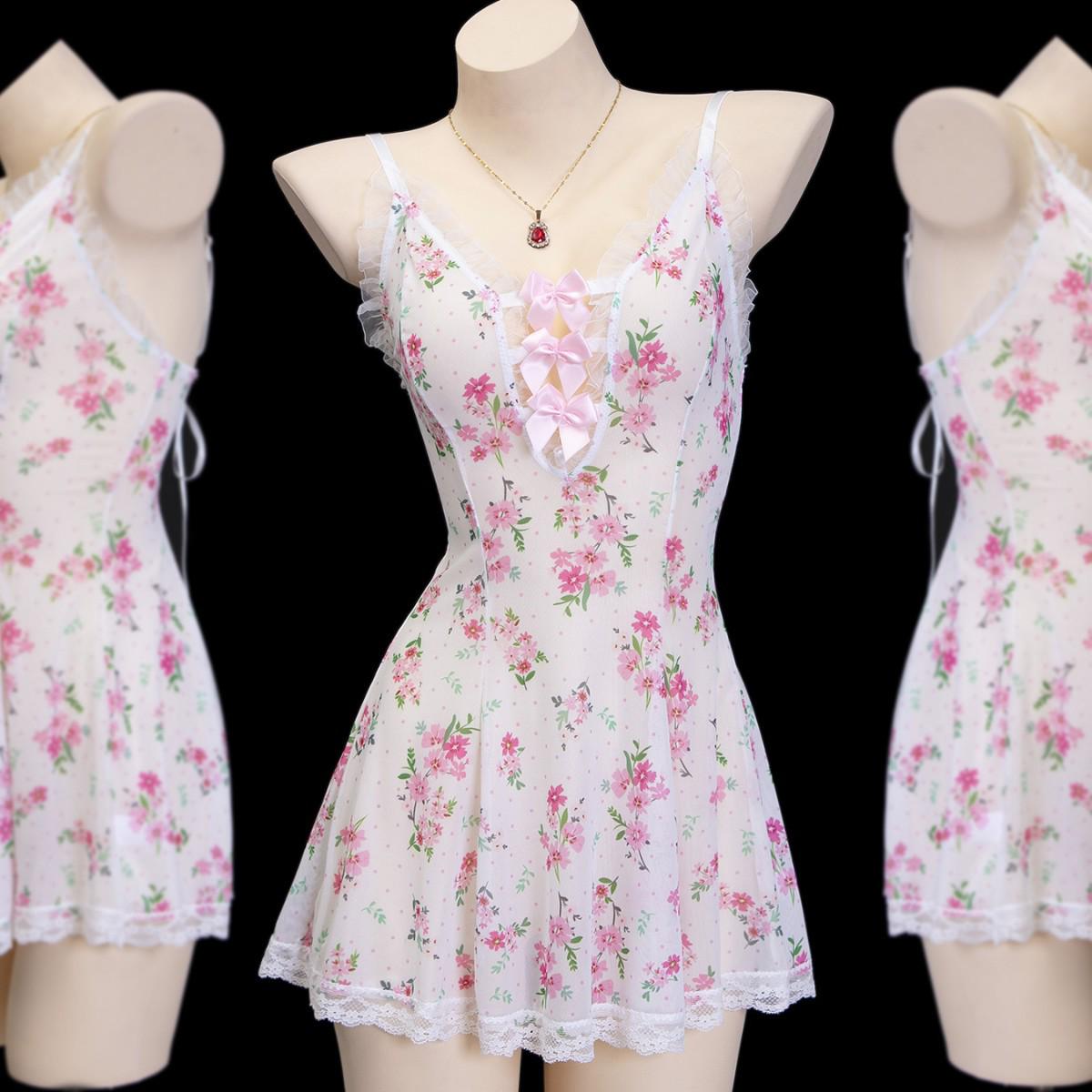 

Комплект кружевной майки с цветочным принтом и цветными блоками и обхватом бедер. Small цветочные печати