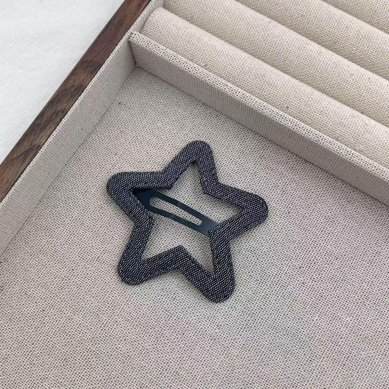 

High-End Women s Denim Blue Star Cutout Hair Clip: Versatile, Stylish Accessory for Broken Hair and Side Bangs