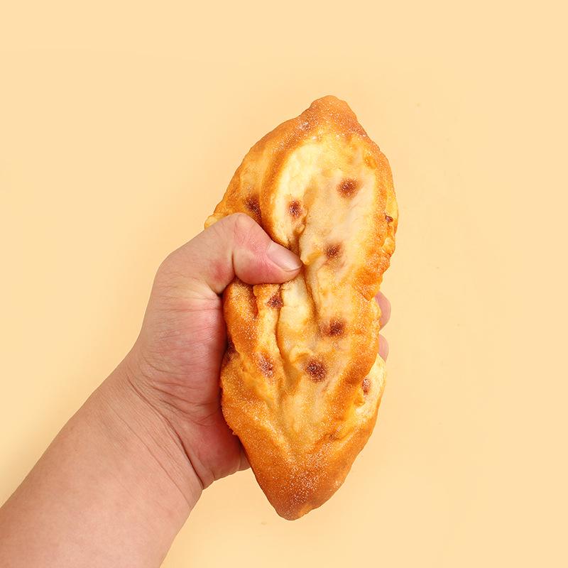 Baguette e Bruco in PU Sintetico, Oggetto di Scena per Esposizione, Decorazione o Servizi Fotografici