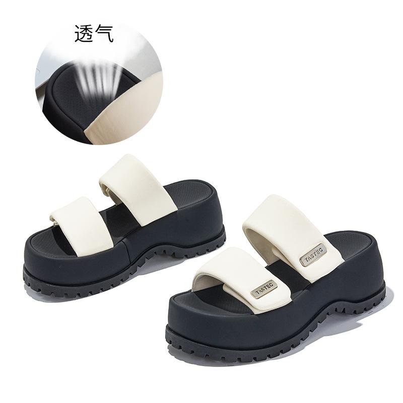 Suction Film Bottom Outer Slippers Women's 2025 Summer New Fashion Thick Bottom Heightening Half Drag Retro Versatile Outdoor Sandals