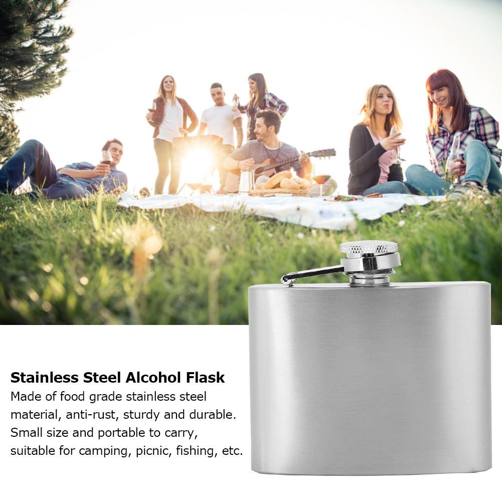 Portable Stainless Steel Wine Whiskey Flask Elegant Alcohol Bottle Cotainer with Funnel 4oz