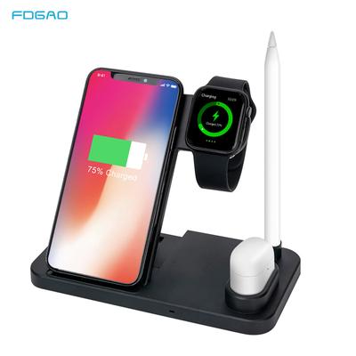Supporto per caricabatterie wireless 4 in 1 per Apple Watch 8 7 6 Airpods Pro Dock station di ricarica rapida 10w per Iphone 14 13 12 11 8 X Xs Xr