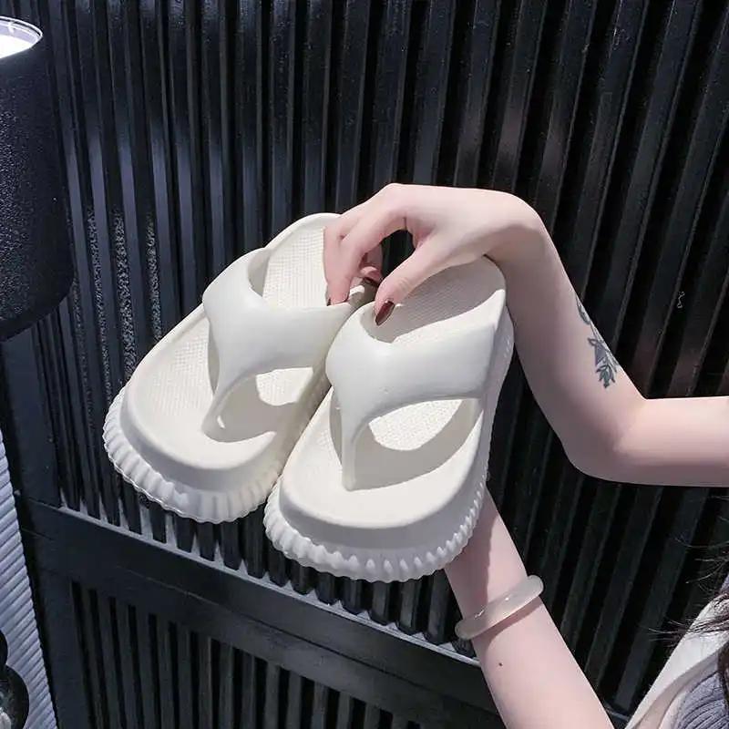 Fashion Nonslip Home Women's Bathing Slippers Flat Sandals Woman Luxury Shoes Women Sport Sneakers High Tech Tenus Luxery Branded