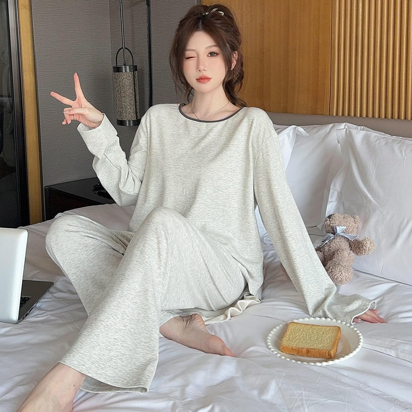 

Женский пижамный комплект из модального хлопка с нагрудными вкладышами - с длинным рукавом и брюками M