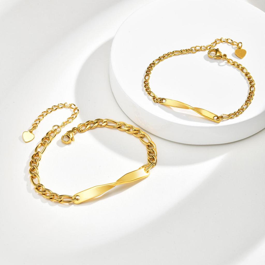 Stainless Steel Möbius Chain Bracelet in Gold - Everyday Wear Design (BR-2558)