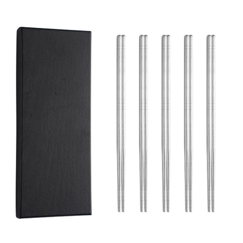 

5 pcs Pure Titanium Chopsticks Set With Gift Case Heat Insulation Lightweight Durable Family Tableware For Christmas New Year