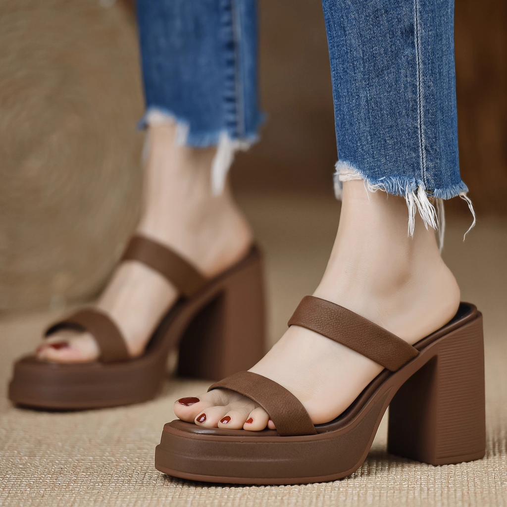 2025 spring and summer new leather one-word thick heel open toe super high heel white waterproof table cool slippers versatile sandals