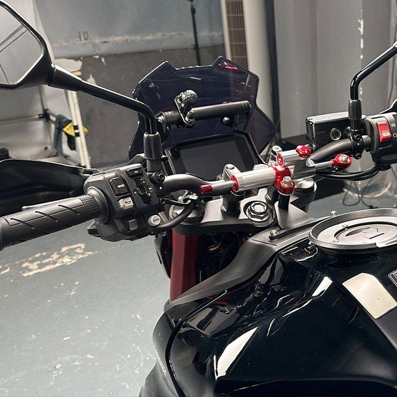 DTC2 Motorcycle Windshield Airflow Deflector + Phone Navigation Bracket for Honda Cb750 Hornet -2024