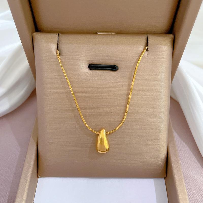 Fashion Retro Women's Necklace Temperament Micro Diamond Necklace Exquisite Collar Chain Accessories