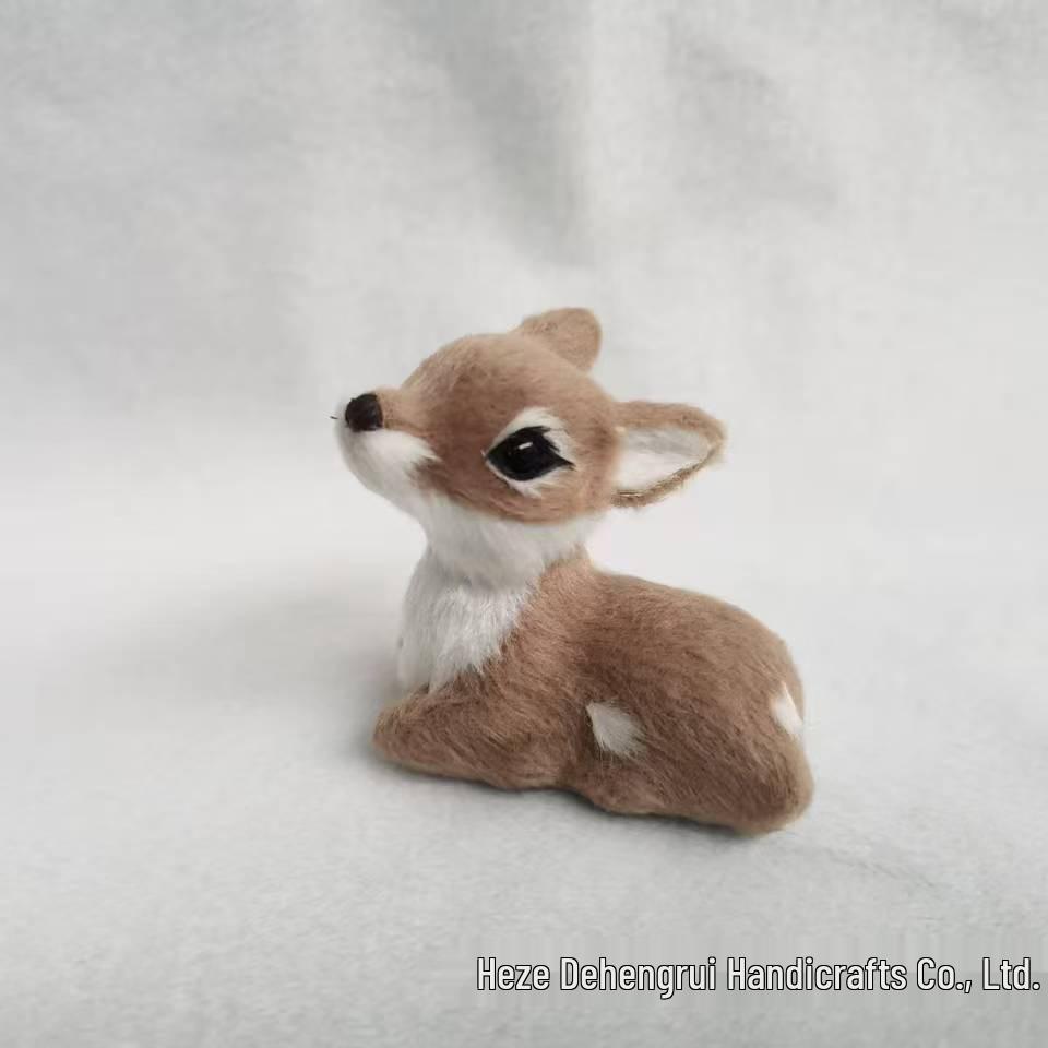 Mini Sika Deer Lying Ornament – Creative Fur Animal Model