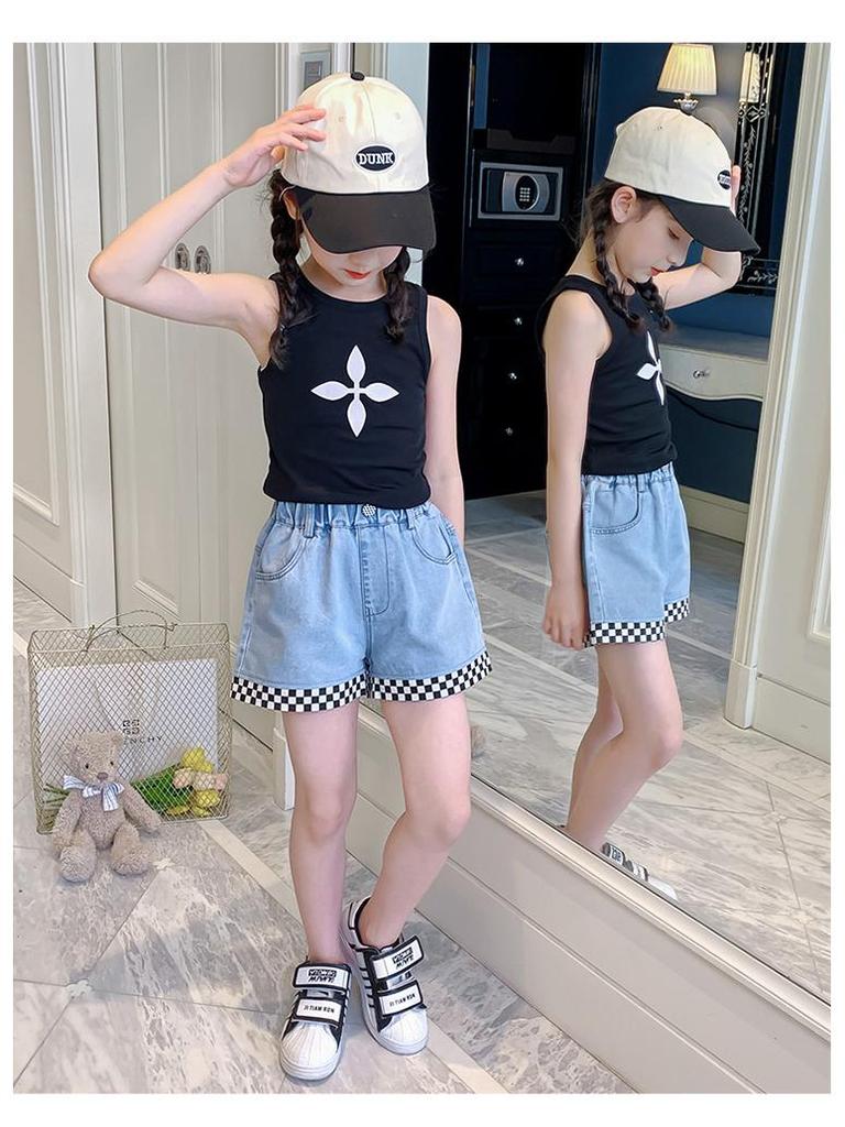 Girls' Summer Checkerboard Denim Shorts - Trendy & Lightweight