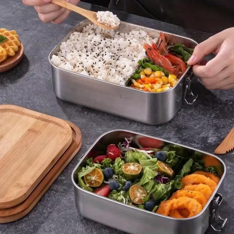 Japanese-Style Lunch Box Made of 304 Stainless Steel with Eco-Friendly Bamboo Cover, Long-Lasting Food Storage Container