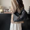 Shoulder Bag Women's Large-capacity New Fashion Casual Commuter Bag Versatile Messenger Bag