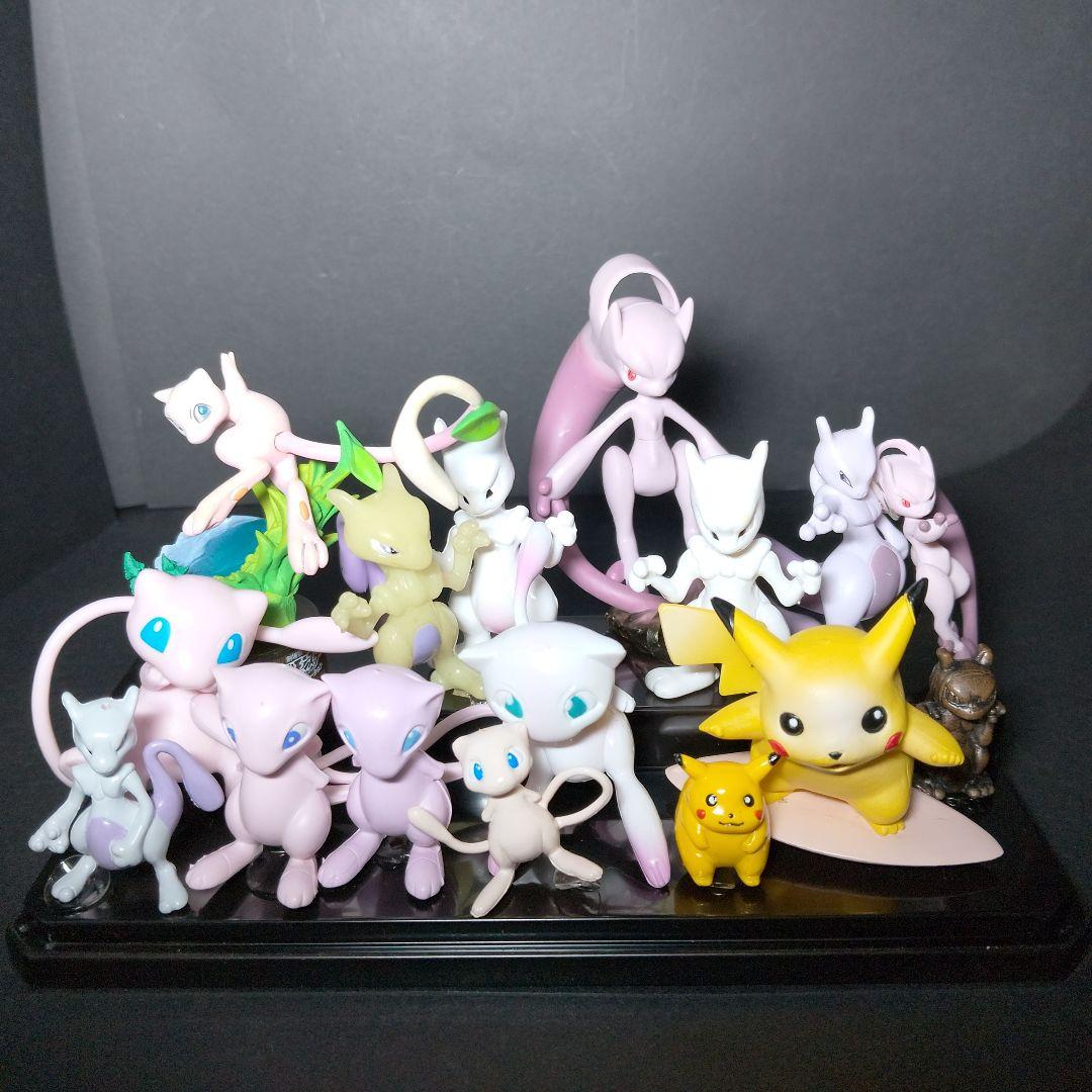 

[USED] Pokemon figures Mew, Mewtwo, Pikachu, retro, early Moncolle