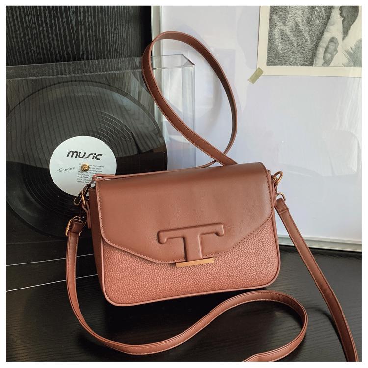 2025 Trendy Large Capacity Women's Saddle Crossbody Bag