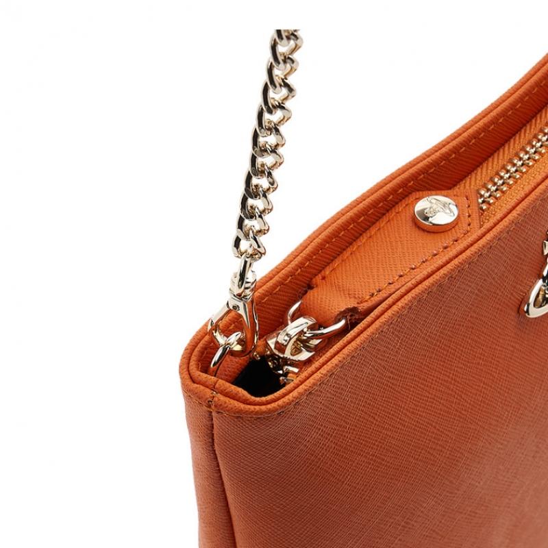 Vivienne WeStwood Women S Saffiano Square Chain croSSbody Bag 51030010 L001n F401