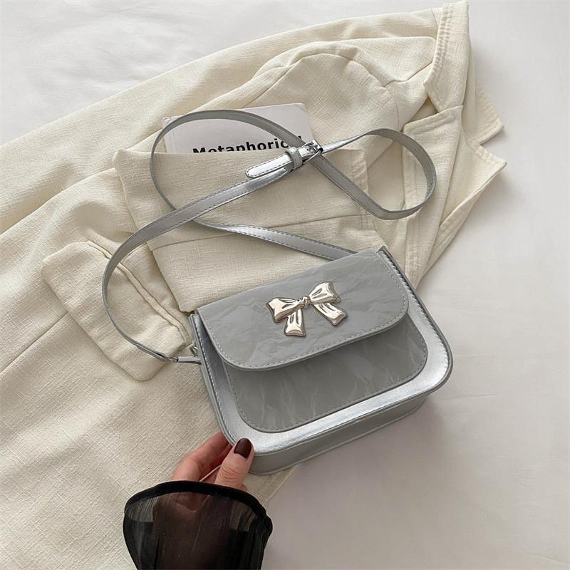 Stylish Summer Small Shoulder Bag For Women With Bow Design And Trendy Fashion Elements In Black Silver And White