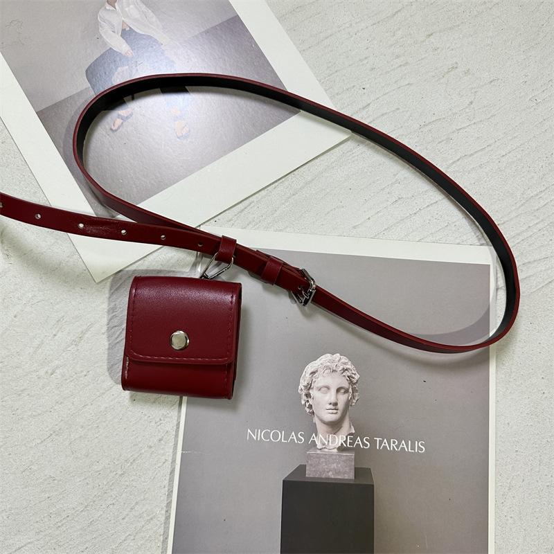 Korean-Style Retro Versatile High-End Red Belt with Small Waist Pouch—Trendy Elegant Minimalist Women’s Waist Chain