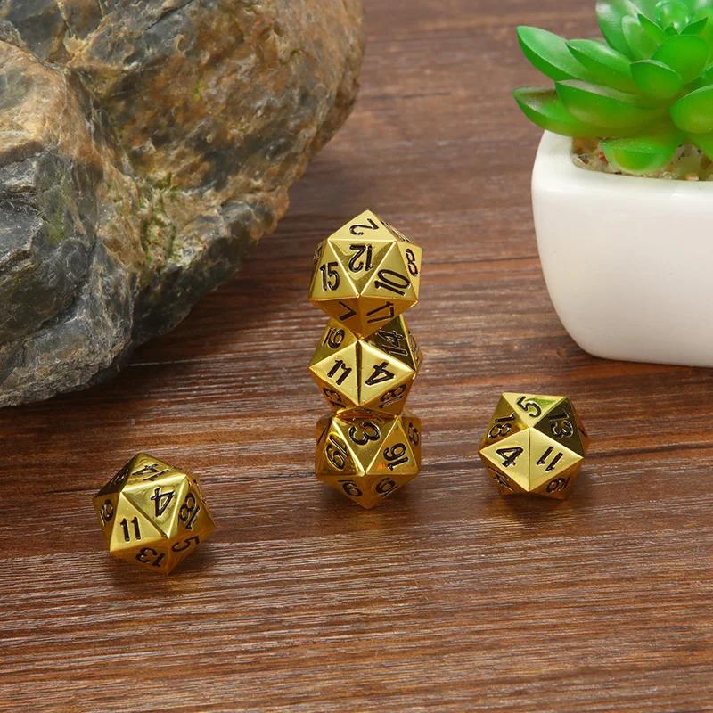 1 Piece 20 Sided Decider Golden/Bronze Metal Funny Dice Standard Board Game Acessorios