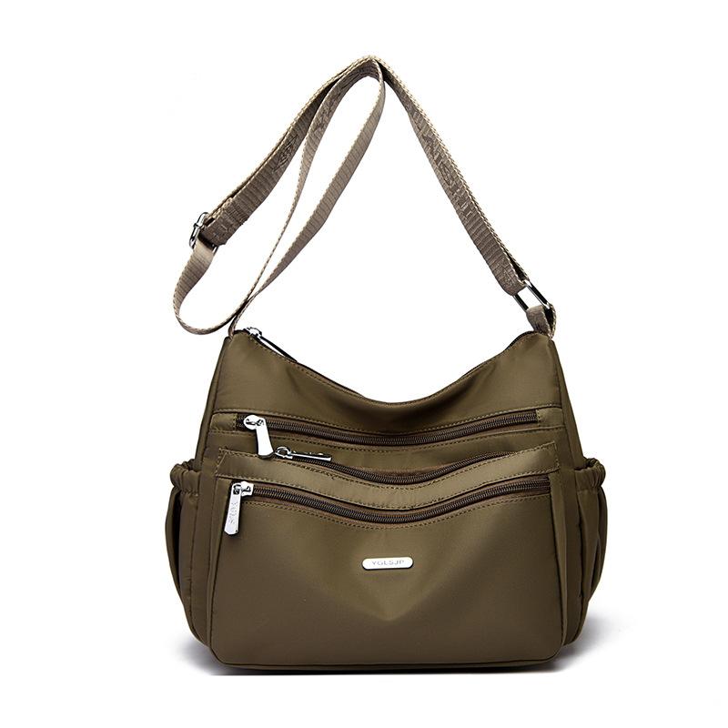 Middle-aged Mother Baoyang's Elegant and Simple Commuter Shoulder Bag