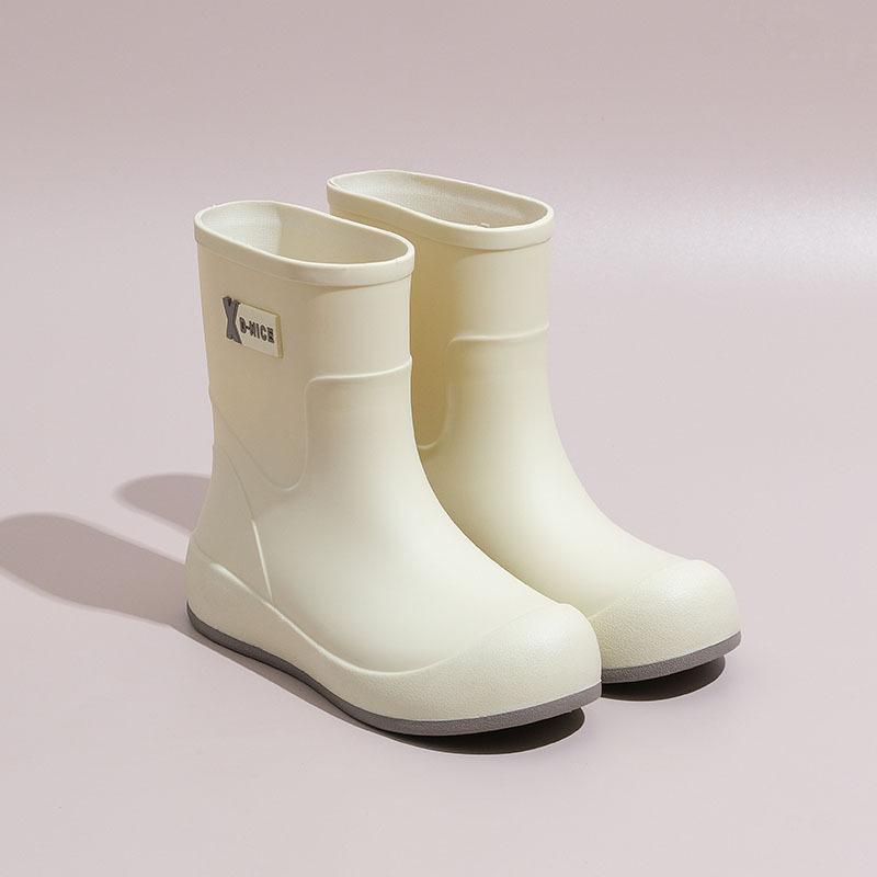 

Water shoes Japanese and Korean women s rain shoes PVC rain boots medium tube velvet warm non-slip waterproof fashion rubber shoes 36