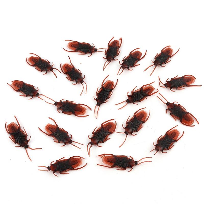 10/50Pcs Realistic Plastic Cockroach Simulation Fake Cockroach Insect Spoof Toy Fake Bug Scary Horror Novelty Fun Halloween Gift