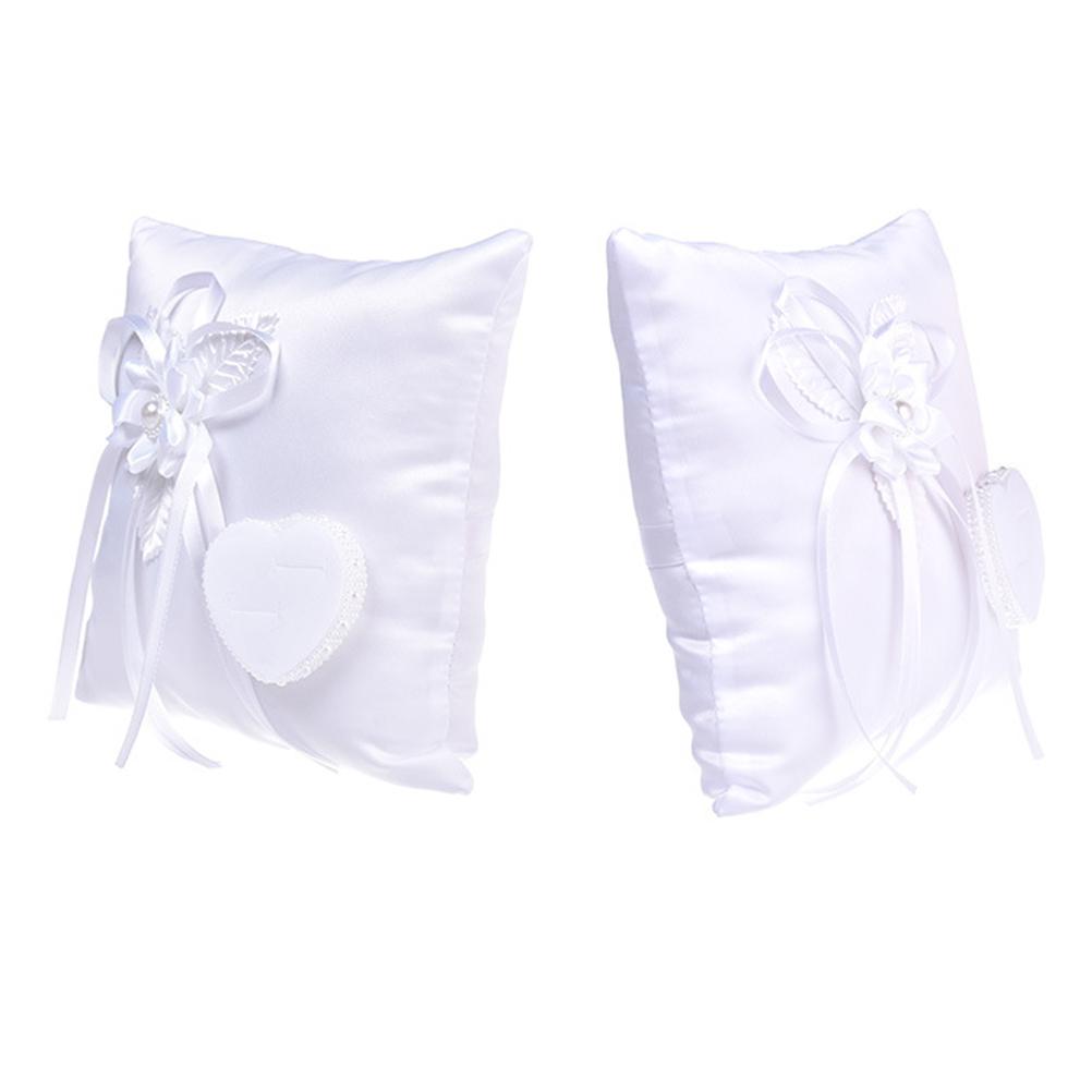Wedding Ring Pillow Creative Bride Ring Pillow Wedding Supplies (White)