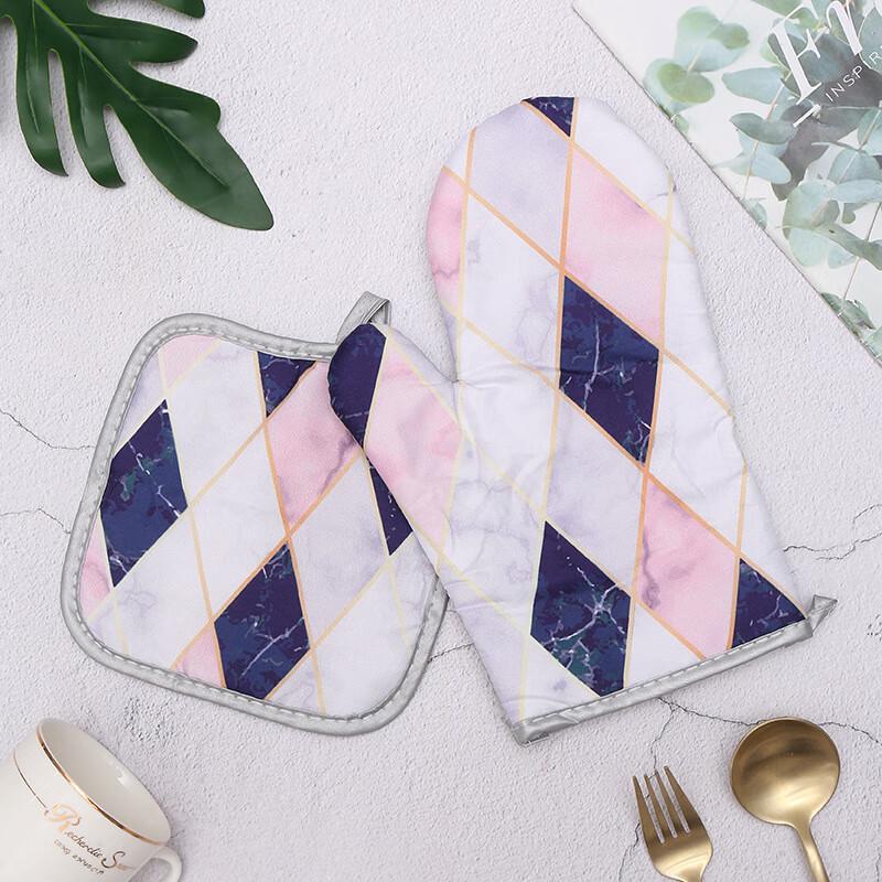 Lilang Heat Resistant Oven Mitts and Pot Holder Set