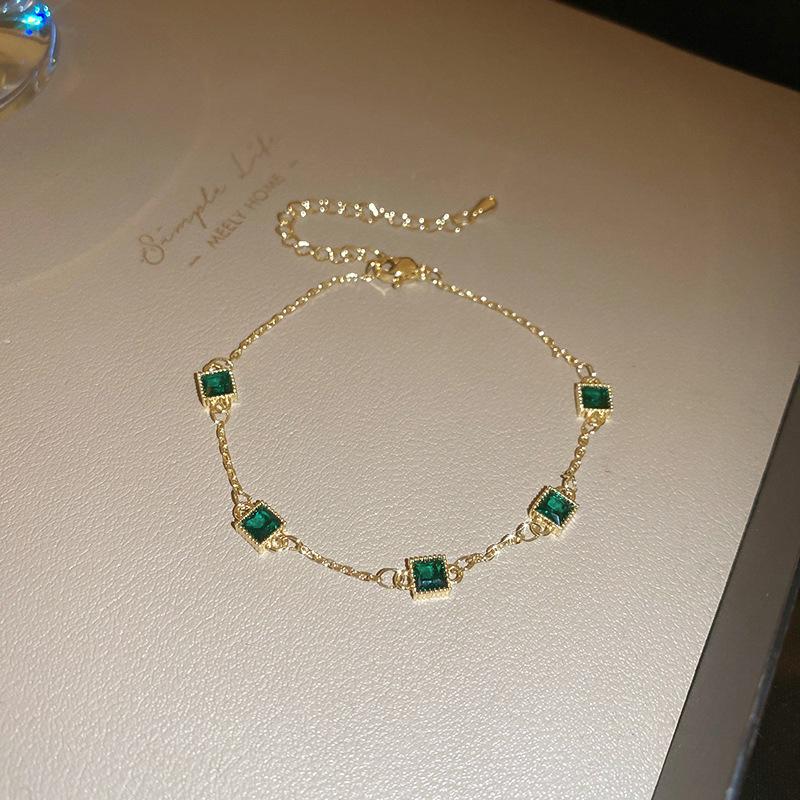 Vintage Geometric Zircon Bracelet - Elegant, Versatile Bangle for Women