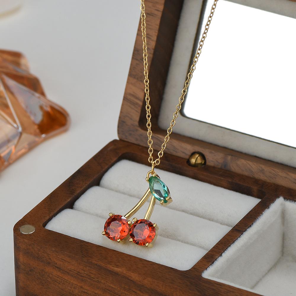 

2024 Позолоченная циркониевая подвеска-вишенка, чокер-ожерелье на ключицу для женщин