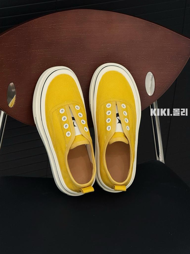 Platform European Version Canvas Shoes Women's Shoes 2025 New Versatile Casual Shoes Comfortable One-pedal Lazy Soft Baseplate Shoes Women