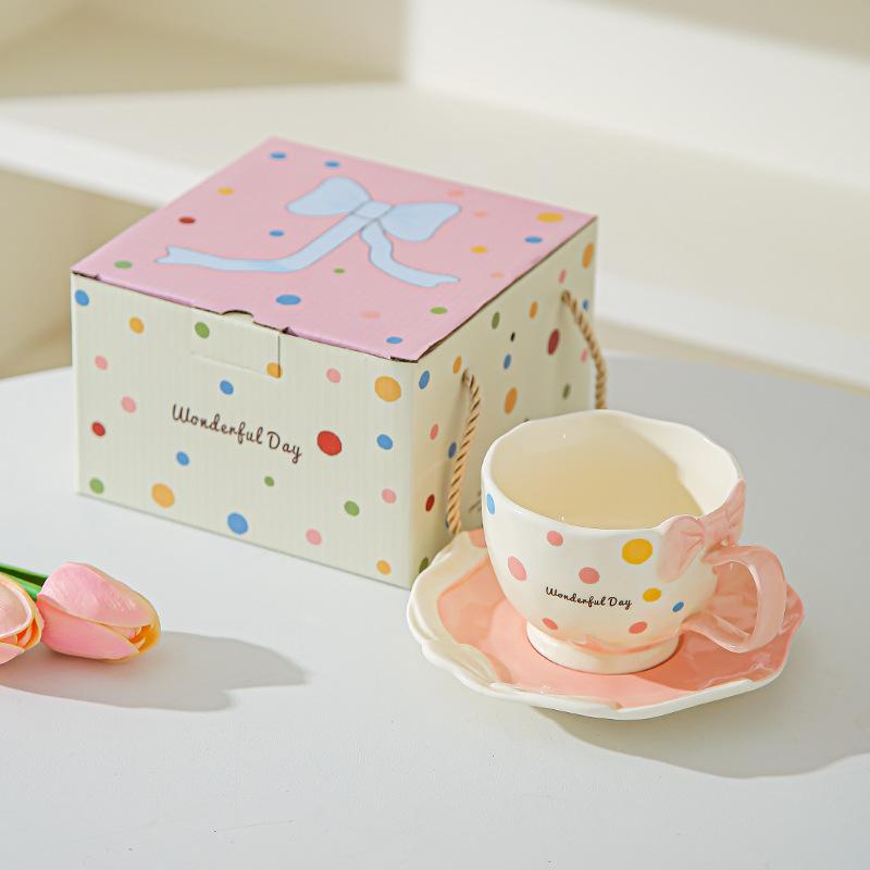 

Premium British Light Luxury Ceramic Coffee Cup for Home Afternoon Tea Cup European Style Small Gold Edge Coffee Cup Saucer Set for Girls Gift 301-400ml