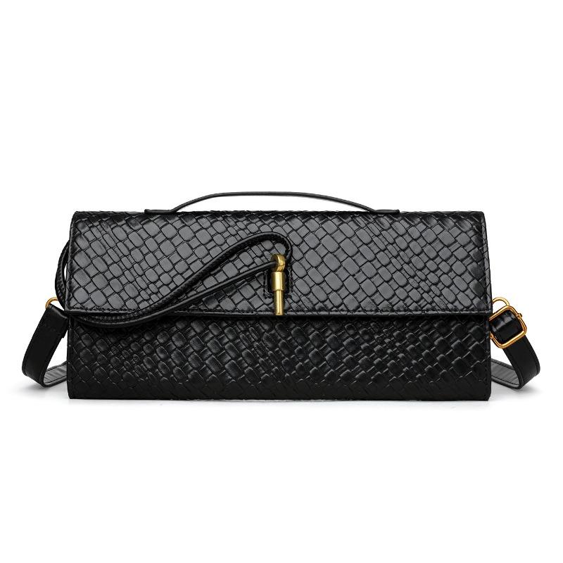 Single-shoulder Baguette Bag, A Niche and High-end Horizontal Hand-held Evening Bag, A Versatile and Elegant Crossbody Bag