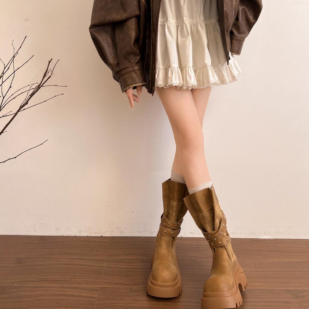 New British Martin boots women's mid-tube knight boots thick-soled autumn heightening boots locomotive belt buckle 2025