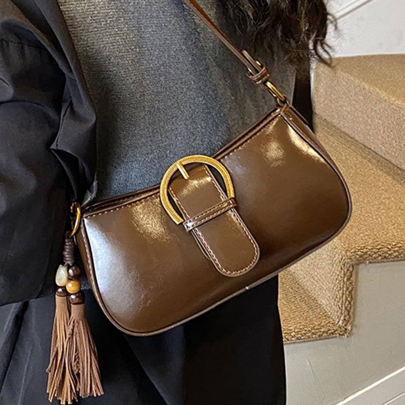 Niche retro Korean version underarm bag women's autumn new high-value fashion simple shoulder small bag