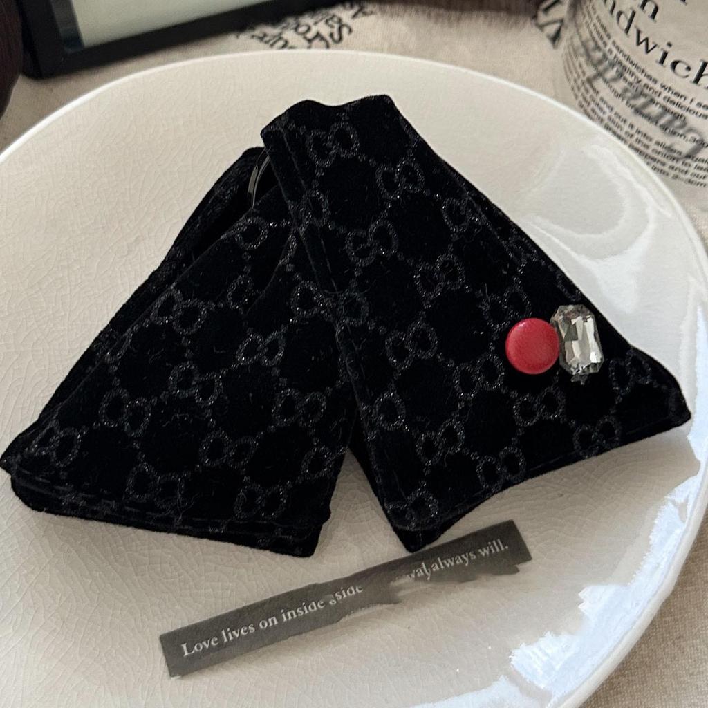 Satin Printed Triangle Hair Claw Clip - Versatile Fashion Headwear Accessory