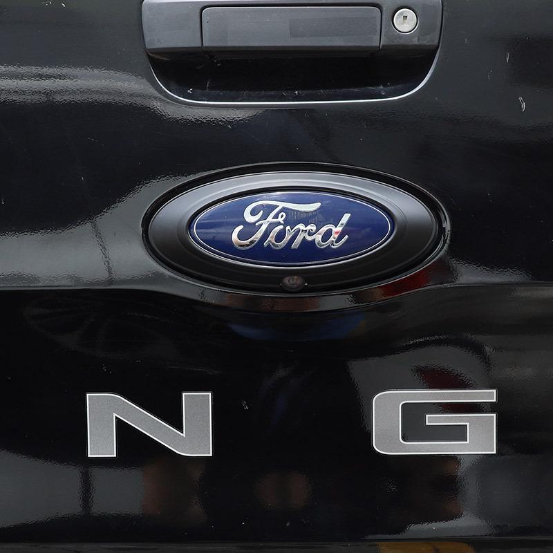 För Ford Ranger Wildtrak 2015- ABS Kolfiber/Svart Bilbaklucka Dekorativ Klistermärke Biltillbehör