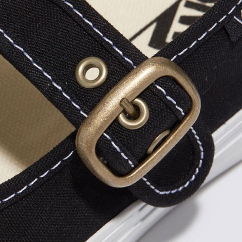 Barnes Mary Jane   Black  White Vn000crr6bt1