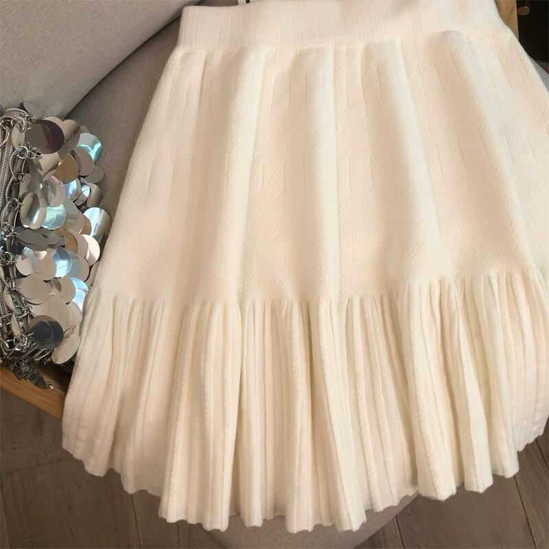 MIU Style 2025 Fall/Winter Knit Pleated A-Line Mini Skirt - Versatile and Slimming