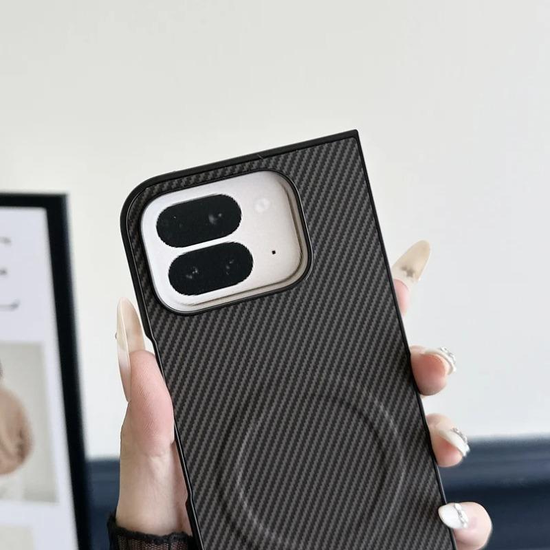 Luxury Carbon Fiber Texture Hard Case For Google Pixel10 9 Pro Fold For Mag-safe Wireless Charge Shockroof Slim Back Phone Cover