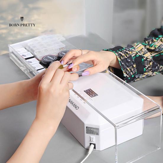 

Красивый ноготь Ногти Ногти Украшения Отдых Гладкая поверхность Легкие держащие руки